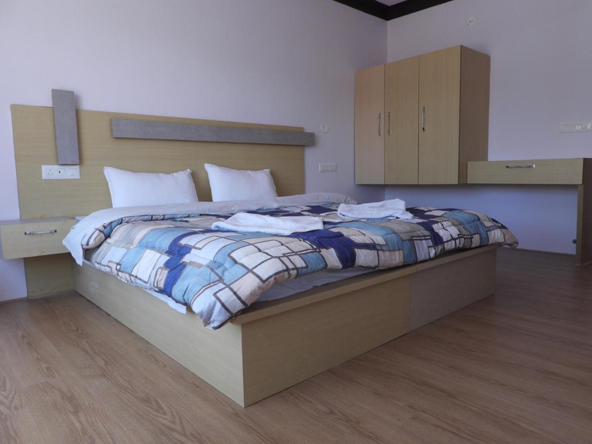 Babu Guest House Лех Екстер'єр фото